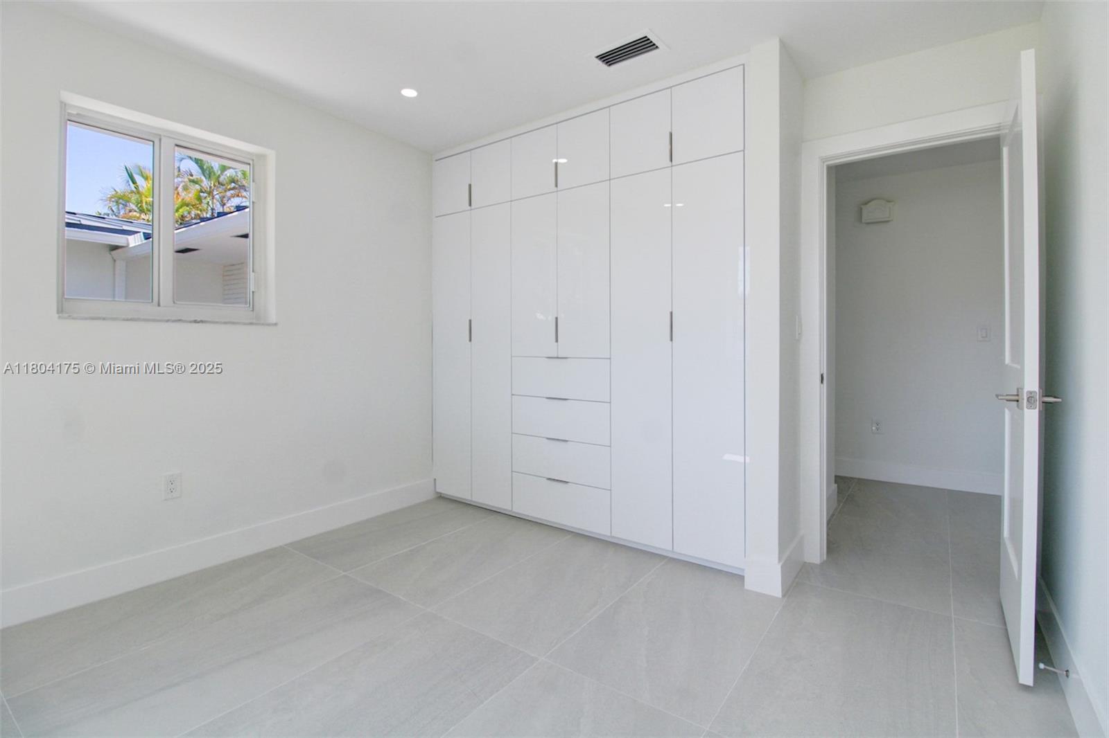 MALBROOK - Residential