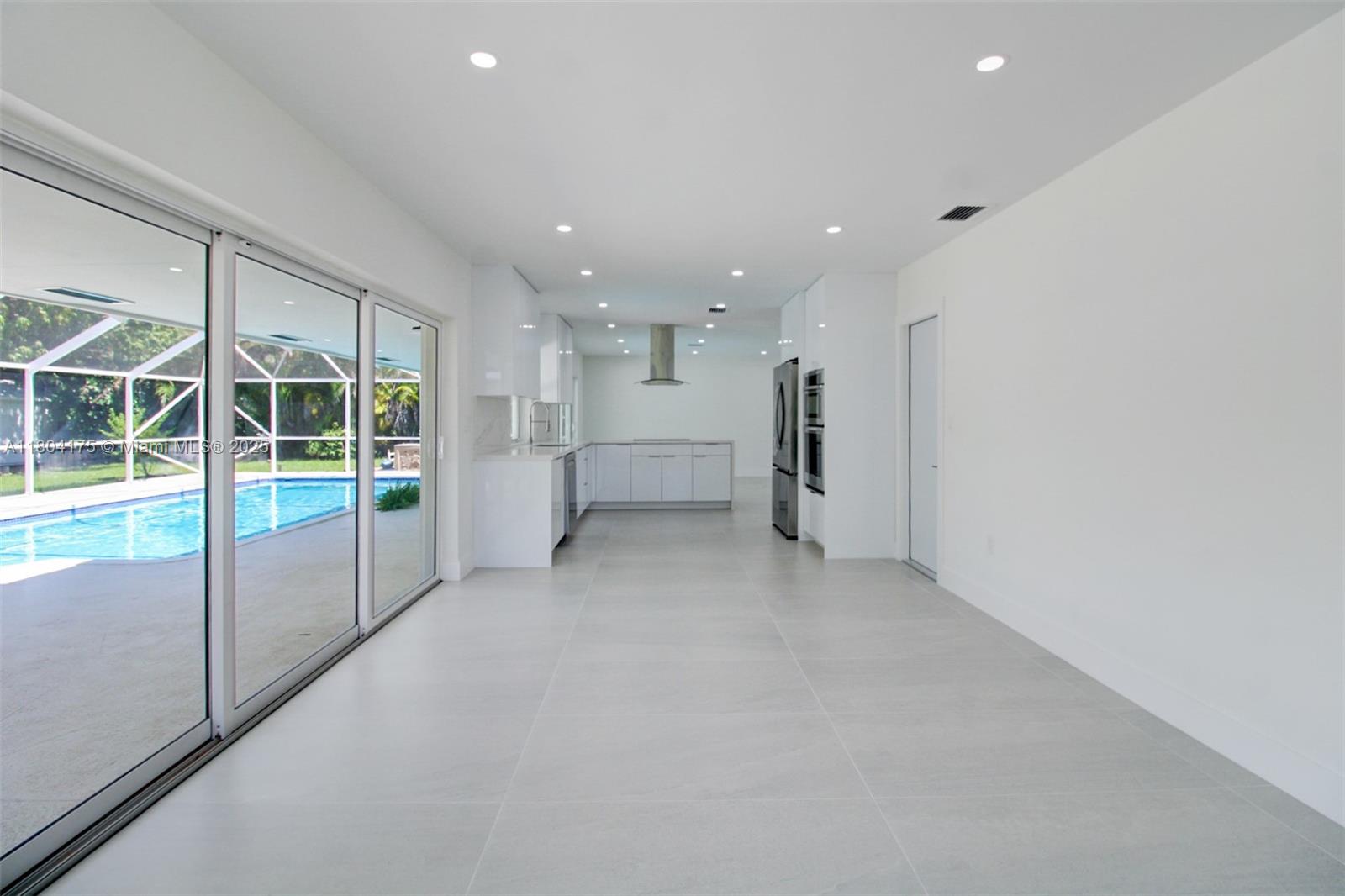 MALBROOK - Residential