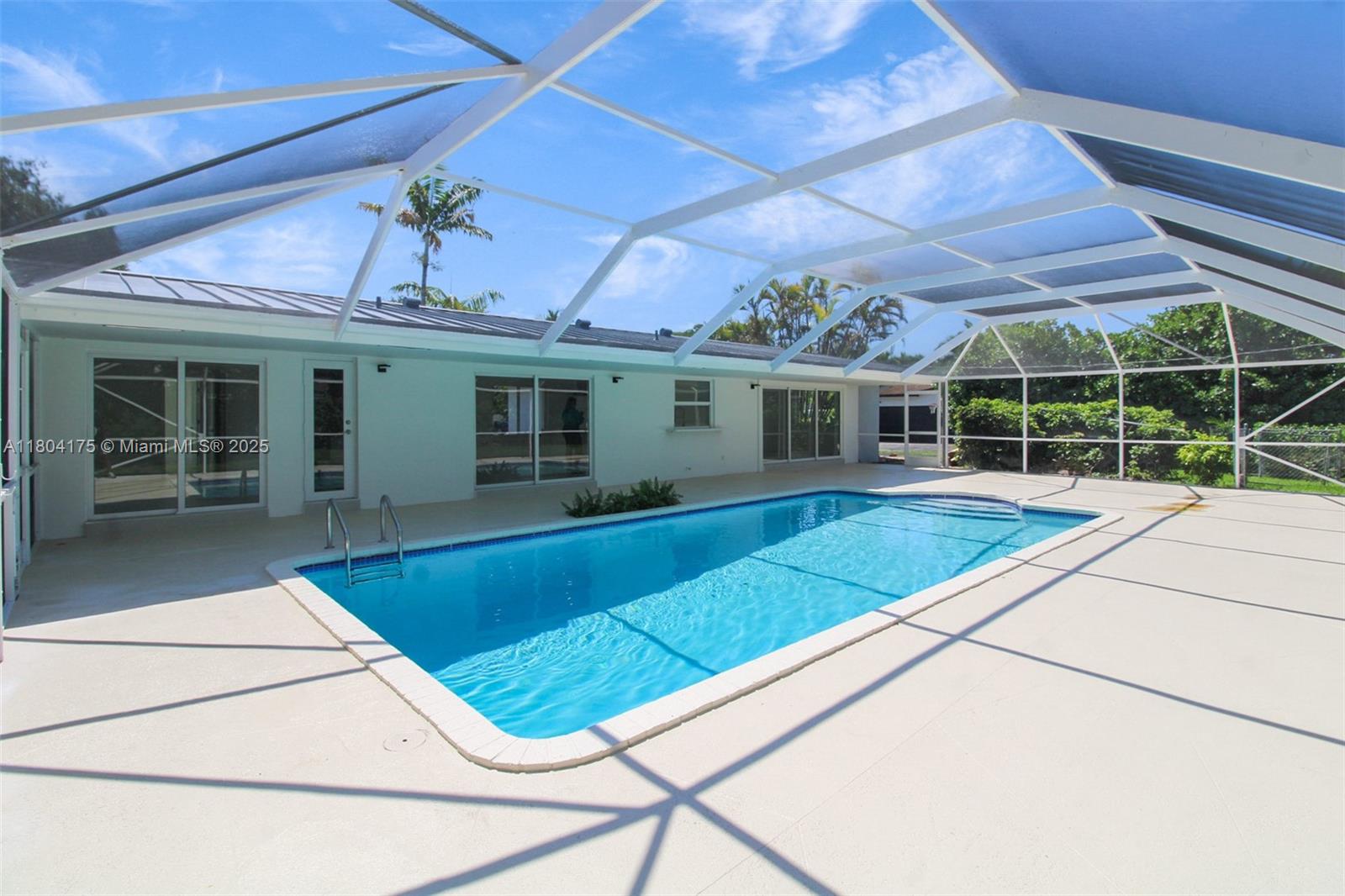 MALBROOK - Residential