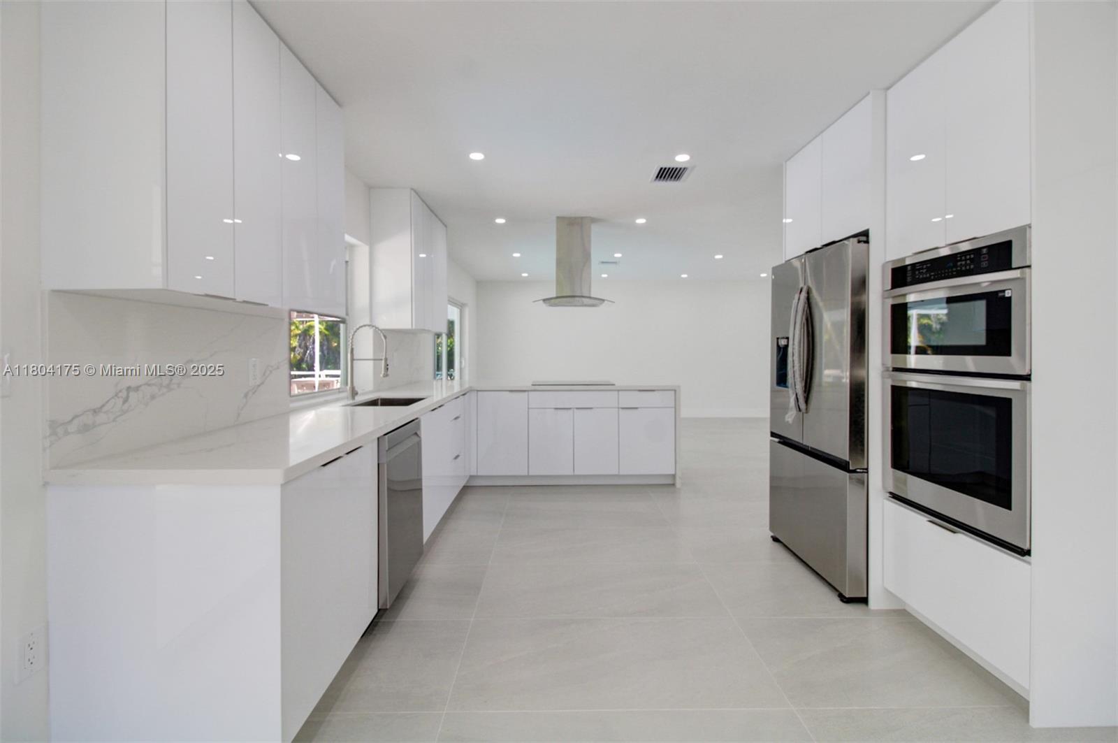 MALBROOK - Residential