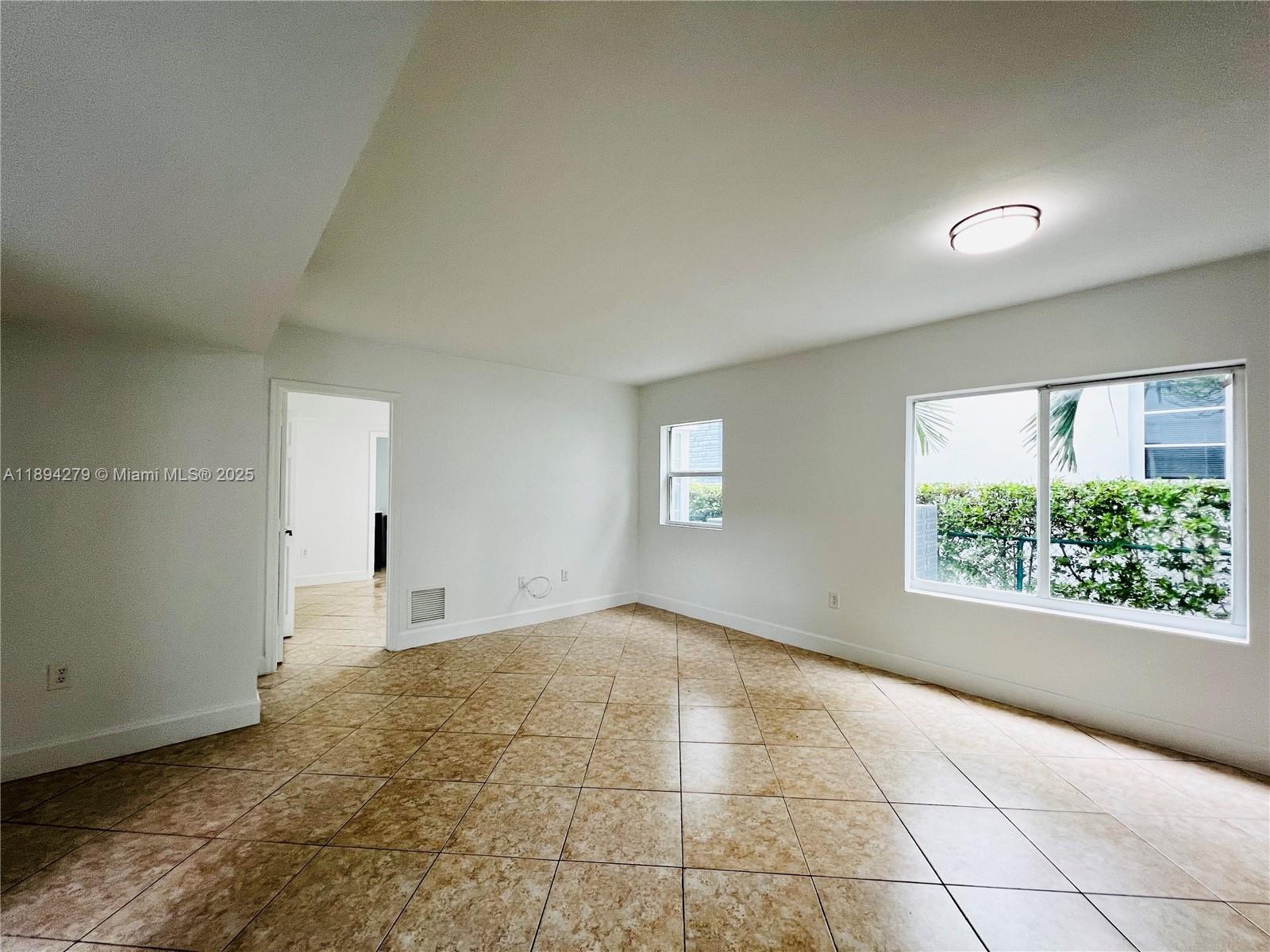 OCEANSIDE SEC ISLE OF NOR - Residential Lease