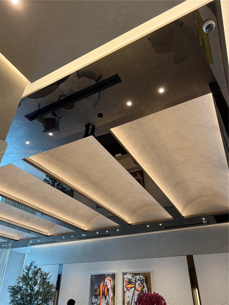 Eleven Hotel & Residences - Residential