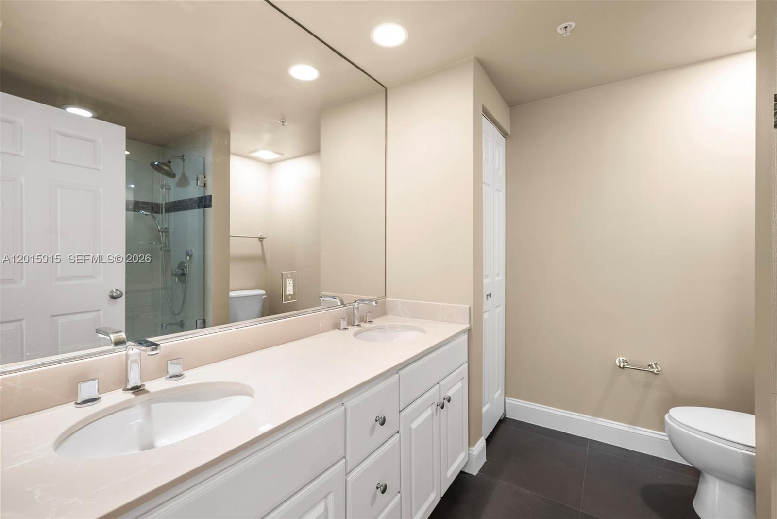CITE CONDO - Residential