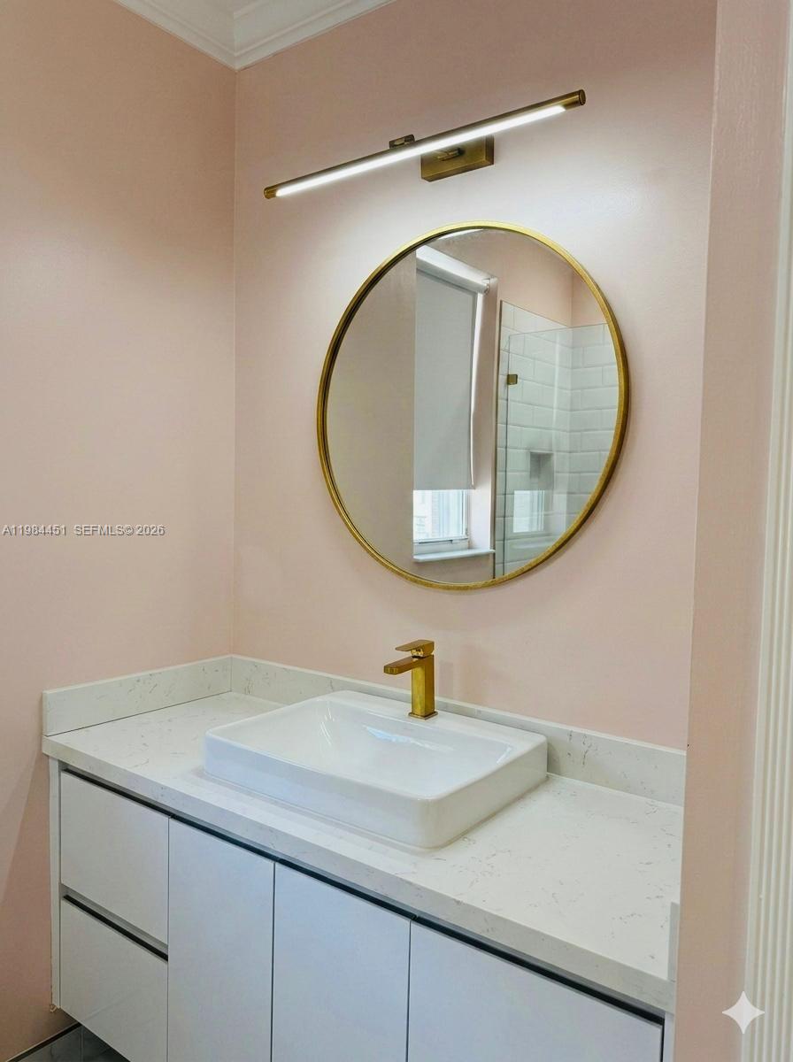 CRESTVIEW LAKES - Residential