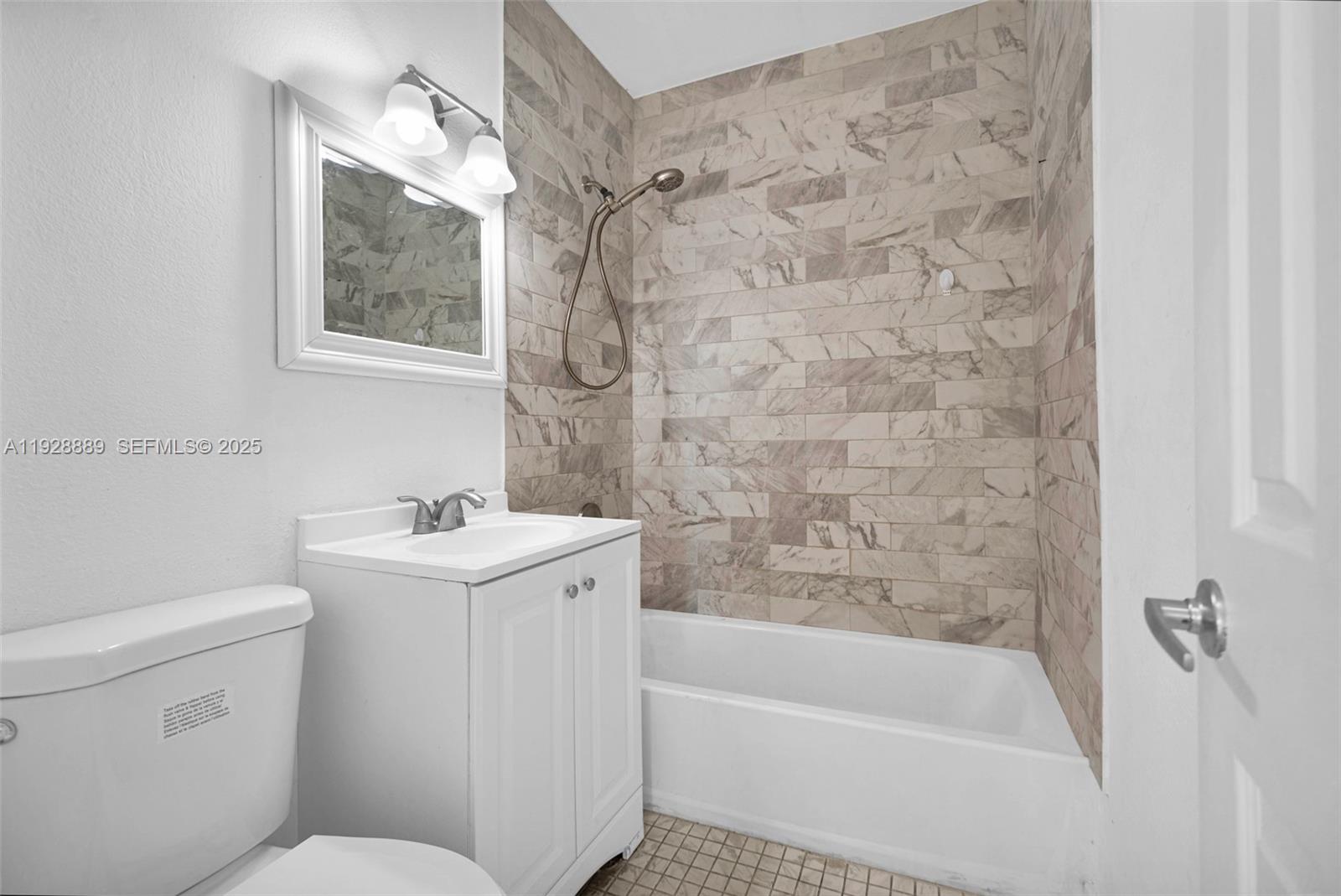 GABLES MANOR SUB - Residential Income