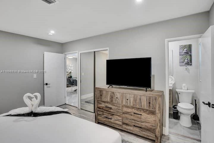 SUNSET TRAILS NO 5 - Residential Lease