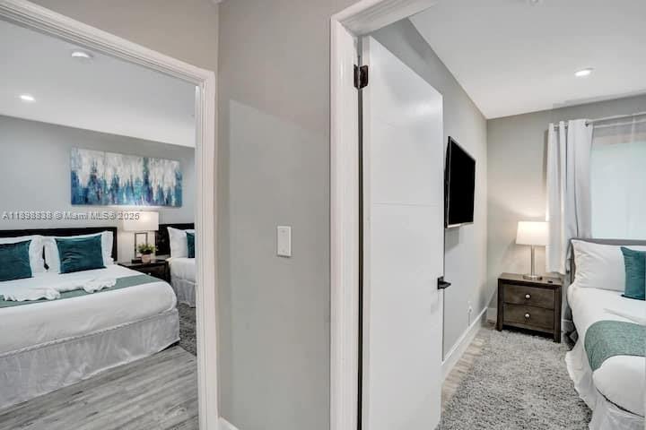 SUNSET TRAILS NO 5 - Residential Lease