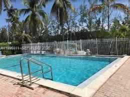 EASTERN SHORES WHITE HOUS - Residential