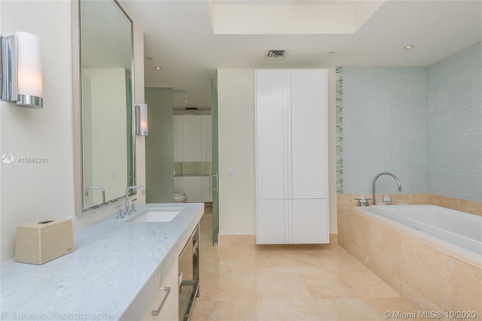 St Regis - Residential