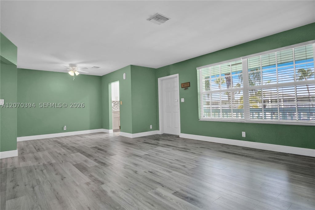 Photo of 931 SE 9th Ave #17, Pompano Beach, FL 33060 (MLS # A12070394)
