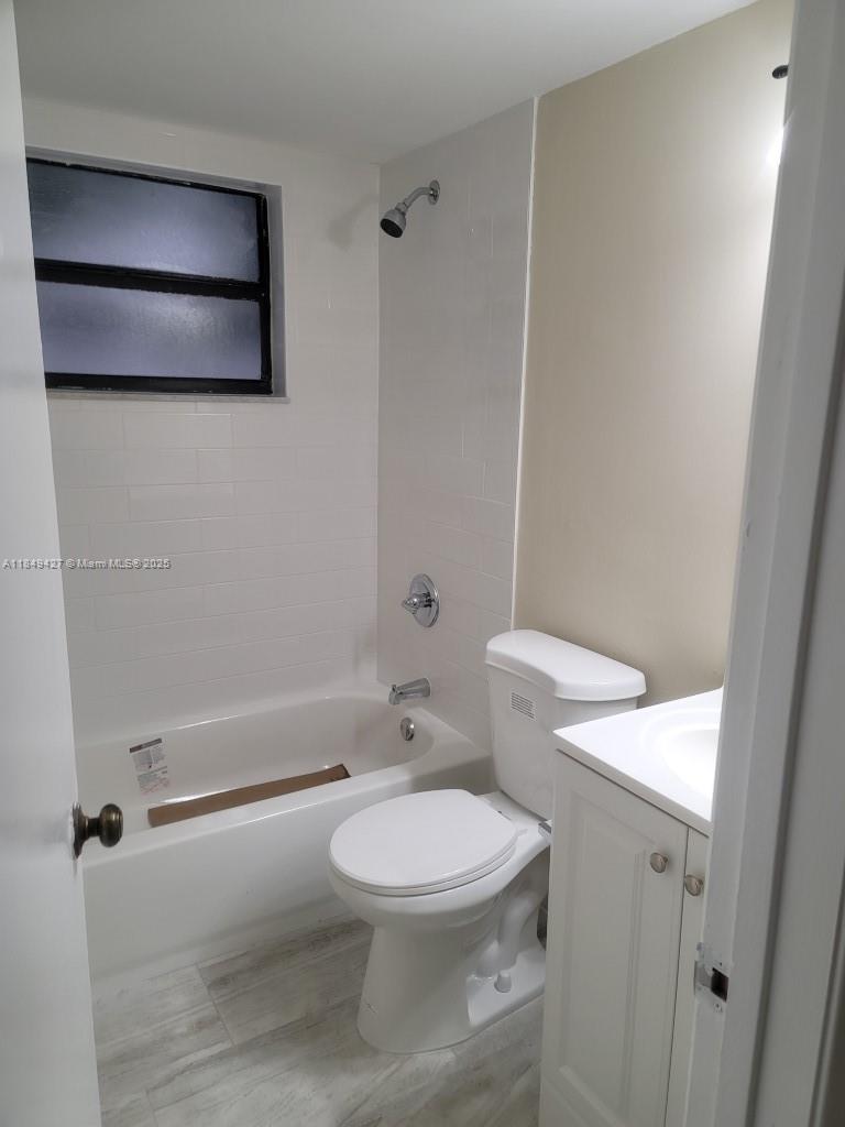 WELLEBY SHORES CONDOMINIU - Residential Income