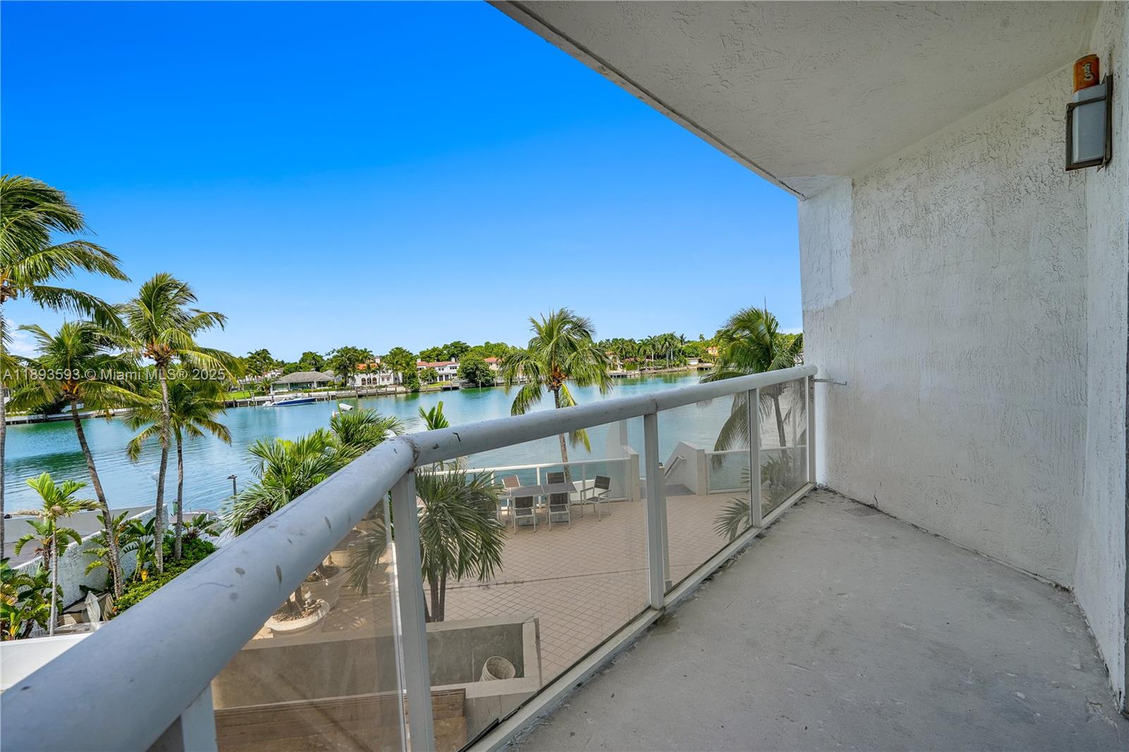 LA RIVE GAUCHE CONDO - Residential