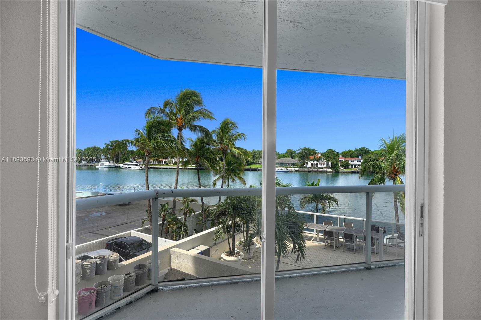 LA RIVE GAUCHE CONDO - Residential