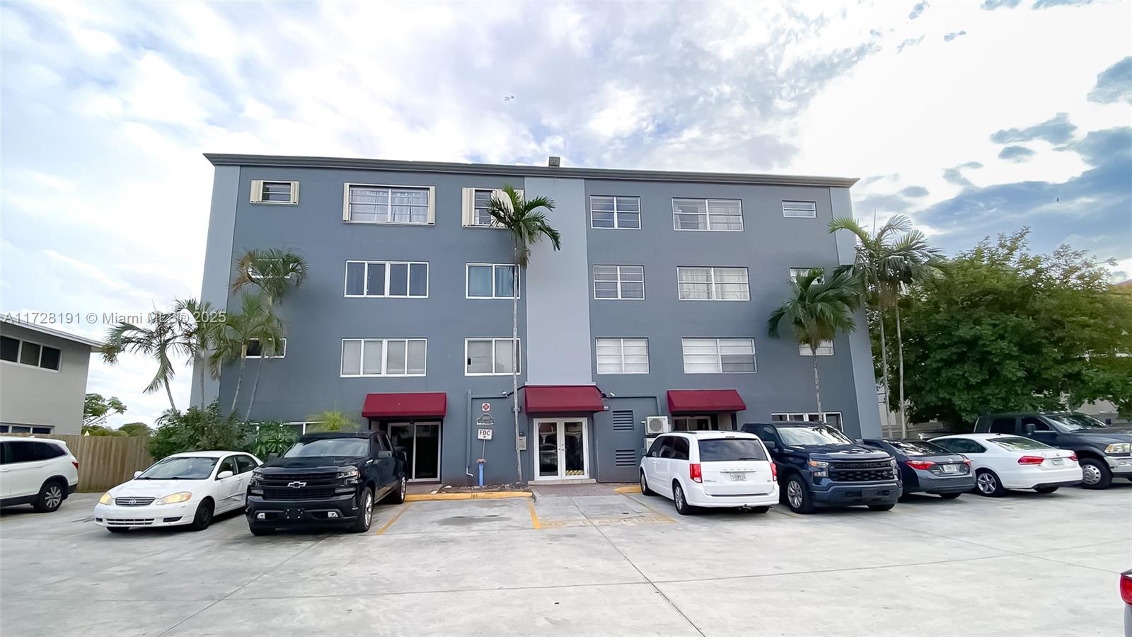 Property for Sale at 1060 Crystal Lake Dr 304, Deerfield Beach, Broward County, Florida - Bedrooms: 2 
Bathrooms: 2  - $225,000