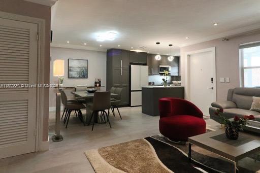 PARADISE VILLAS CONDO - Residential