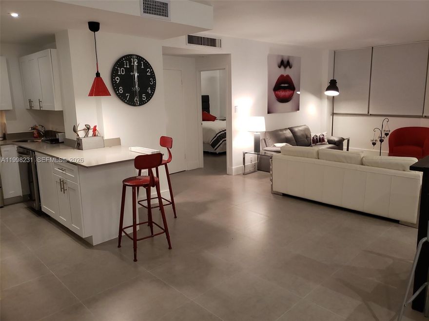 Very elegant, bright and nicely updated furnished one bedroom apartment ready for occupancy. Many closet spaces. Nicely remodeled building on Edgewater, close to Midtown, the Design District, Downtown and to the Expressway access. 24 hours security. Amenities feature (gym, social room, tennis, swimming pool). A/C maintained directly by the building. No balcony. Laundry room very close. Small pets only.
Available on May 5th.