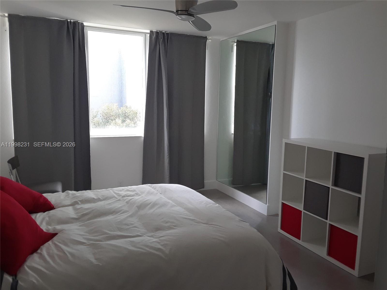 BAY PARK TOWERS CONDO - Residential Lease