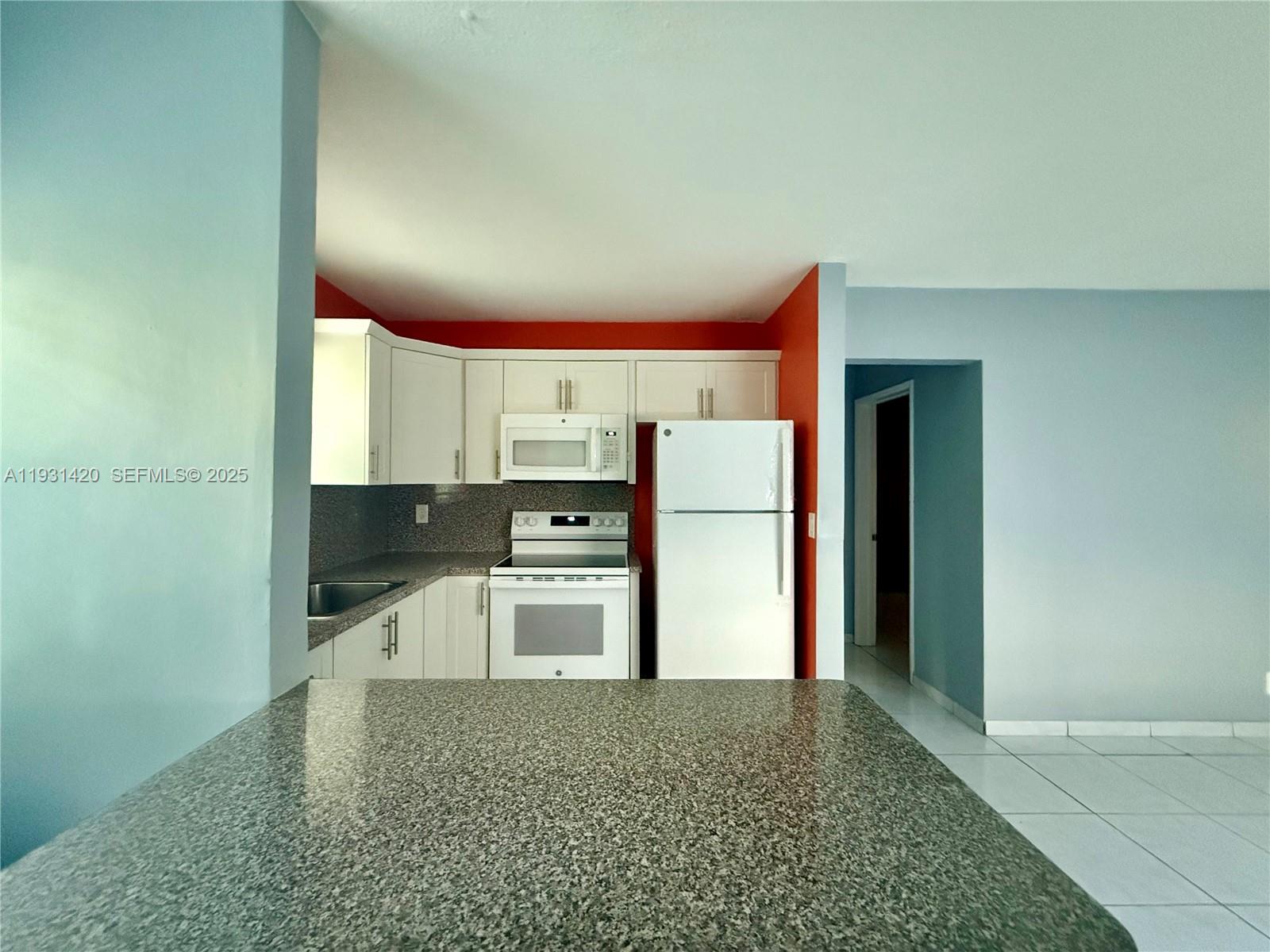 CRYSTAL COURT MANOR NO 5 - Residential