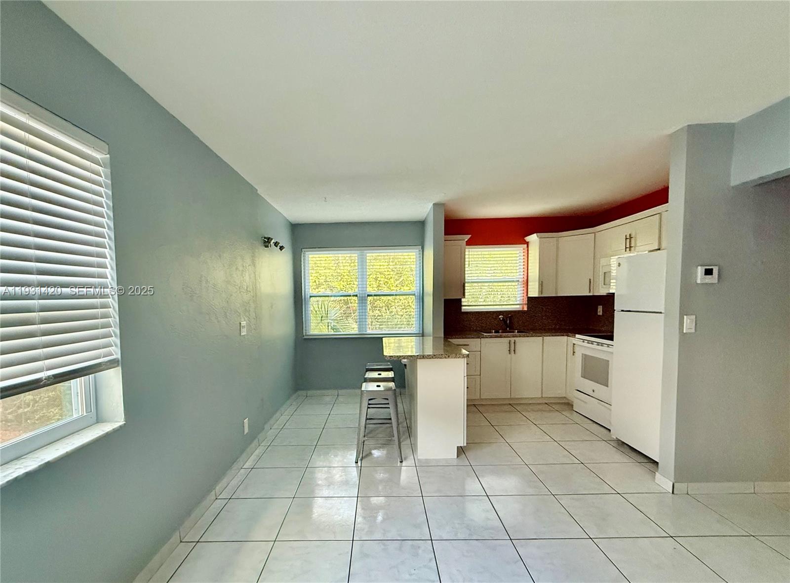 CRYSTAL COURT MANOR NO 5 - Residential