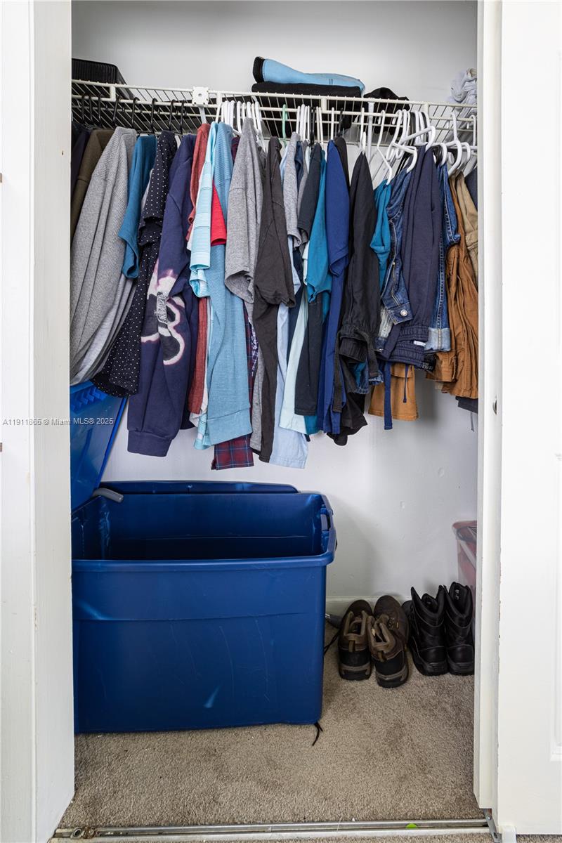 ORIOLE MARGATE SEC 6 - Residential