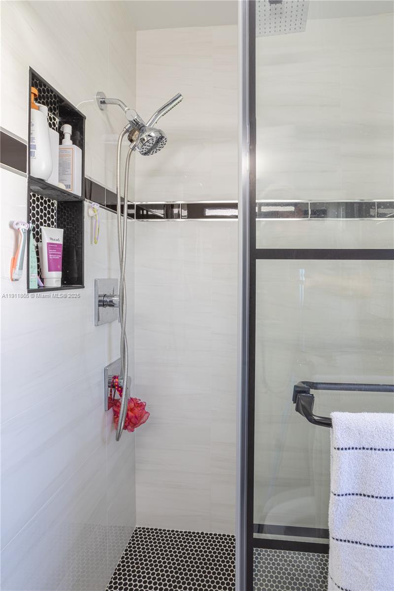 ORIOLE MARGATE SEC 6 - Residential