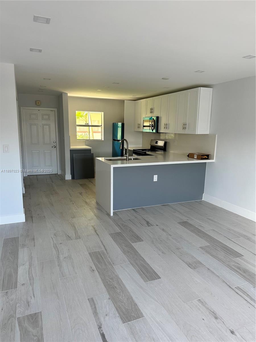 8600 SW 67th Ave 906