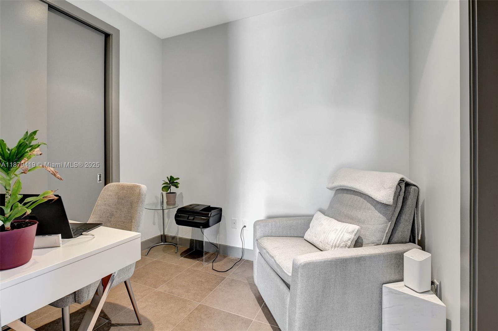 MARK DOWNTOWN CONDO - Residential Lease