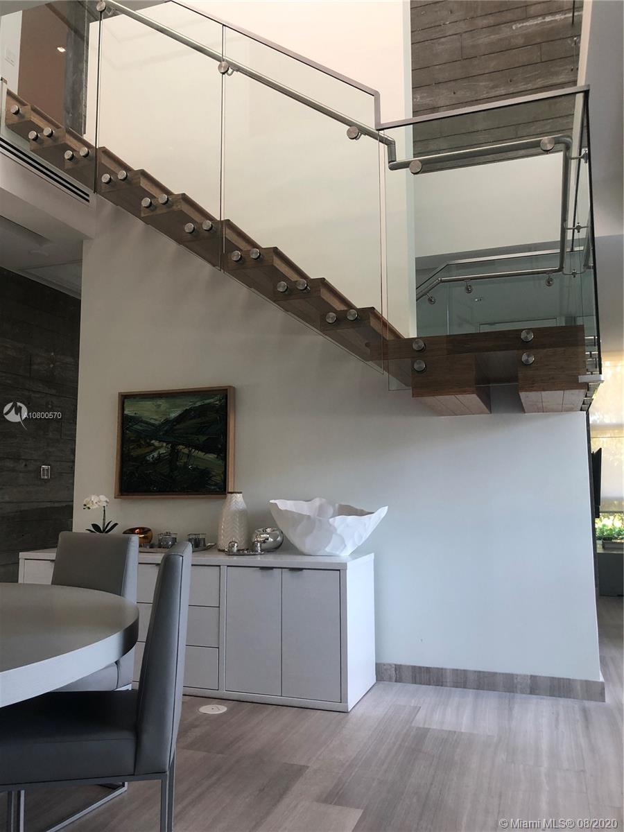 TROPICAL ISLE HOME SUB 4 - Residential