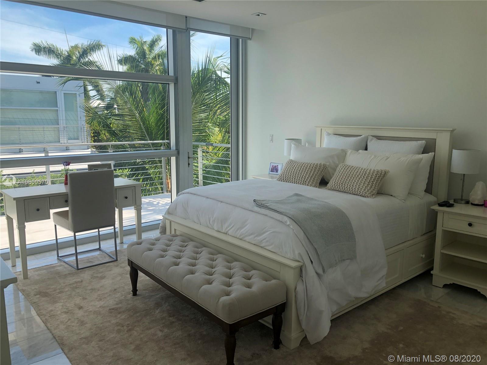 TROPICAL ISLE HOME SUB 4 - Residential