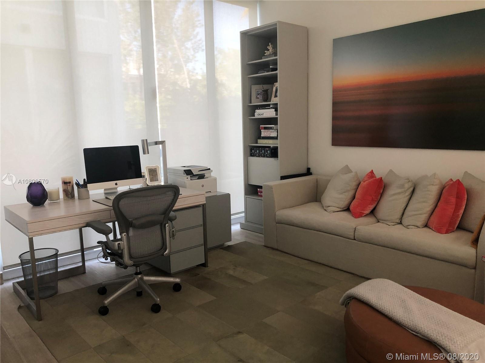 TROPICAL ISLE HOME SUB 4 - Residential