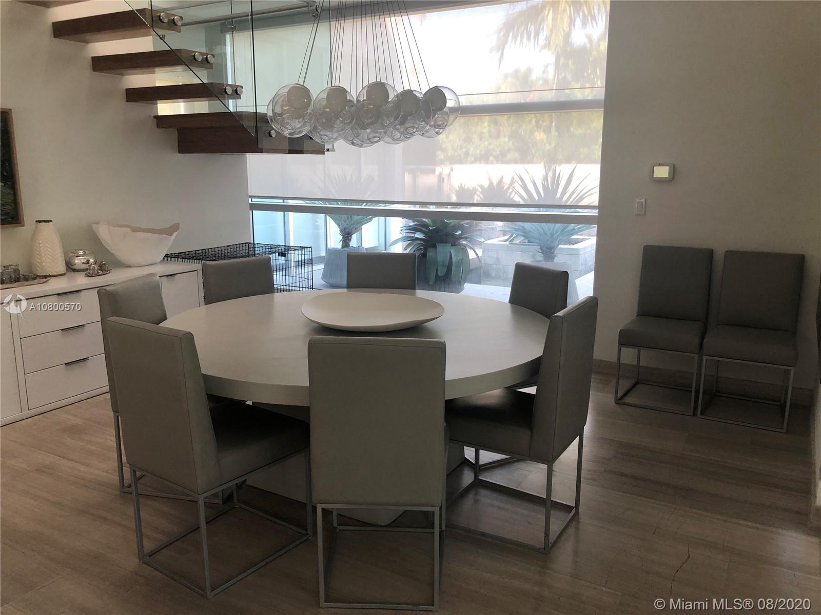 TROPICAL ISLE HOME SUB 4 - Residential