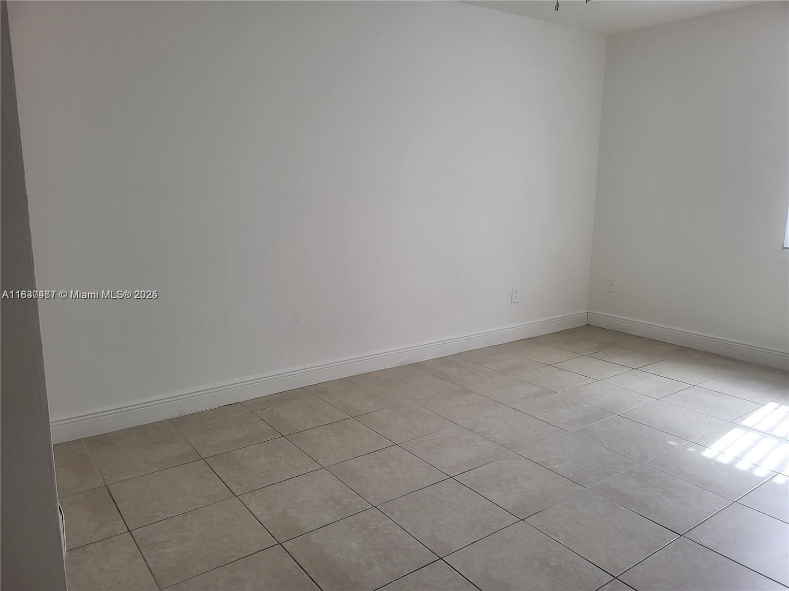 14301 N Kendall Dr 308B