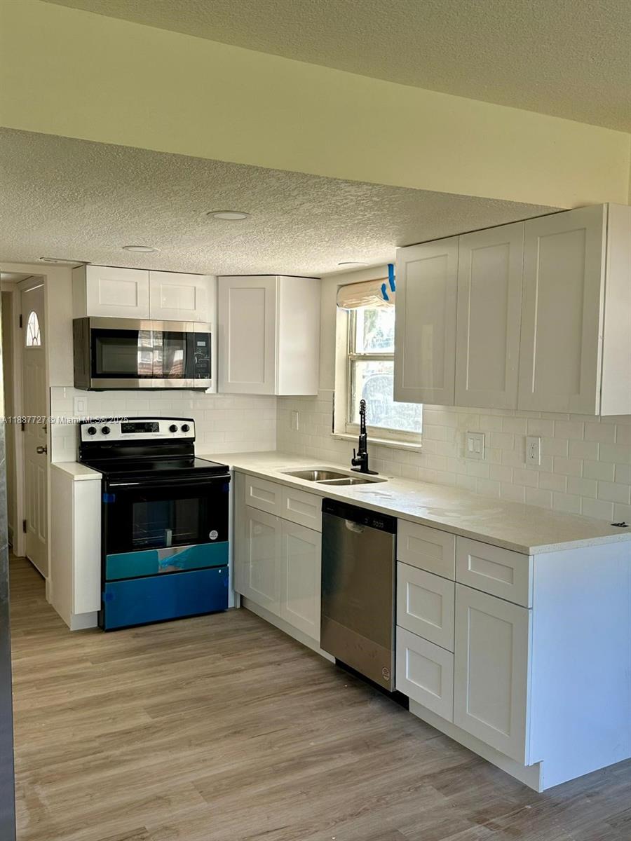 PINE GROVE PARK - Residential