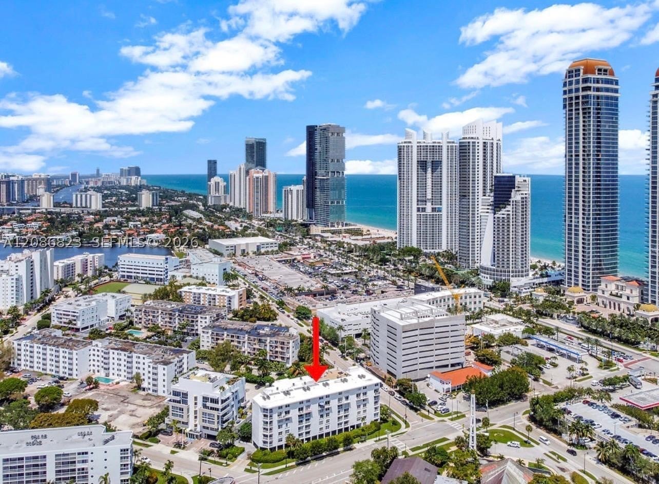 Properties 3 17800 Atlantic Blvd 204