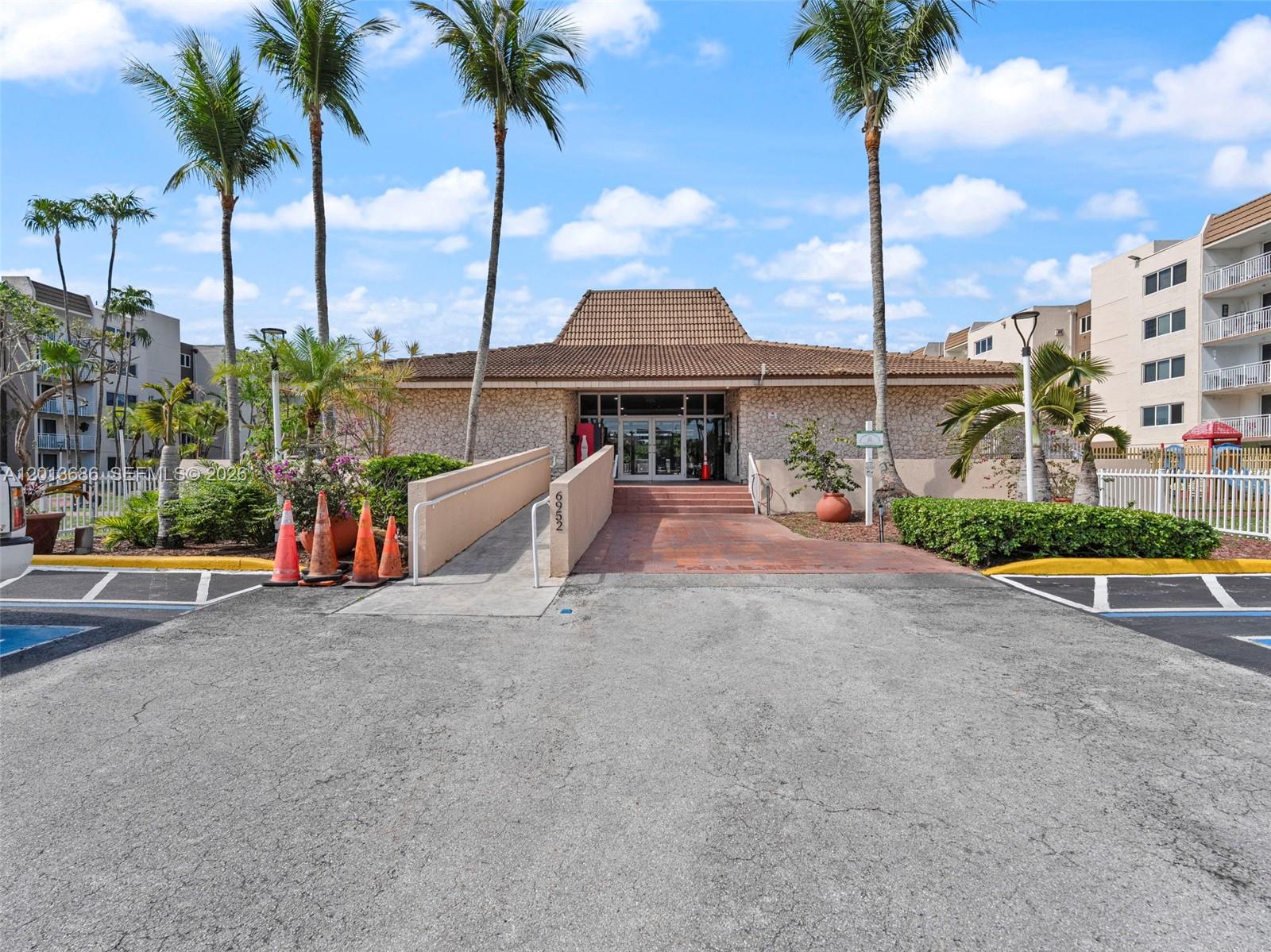 CORAL GATE EAST CONDO - Residential
