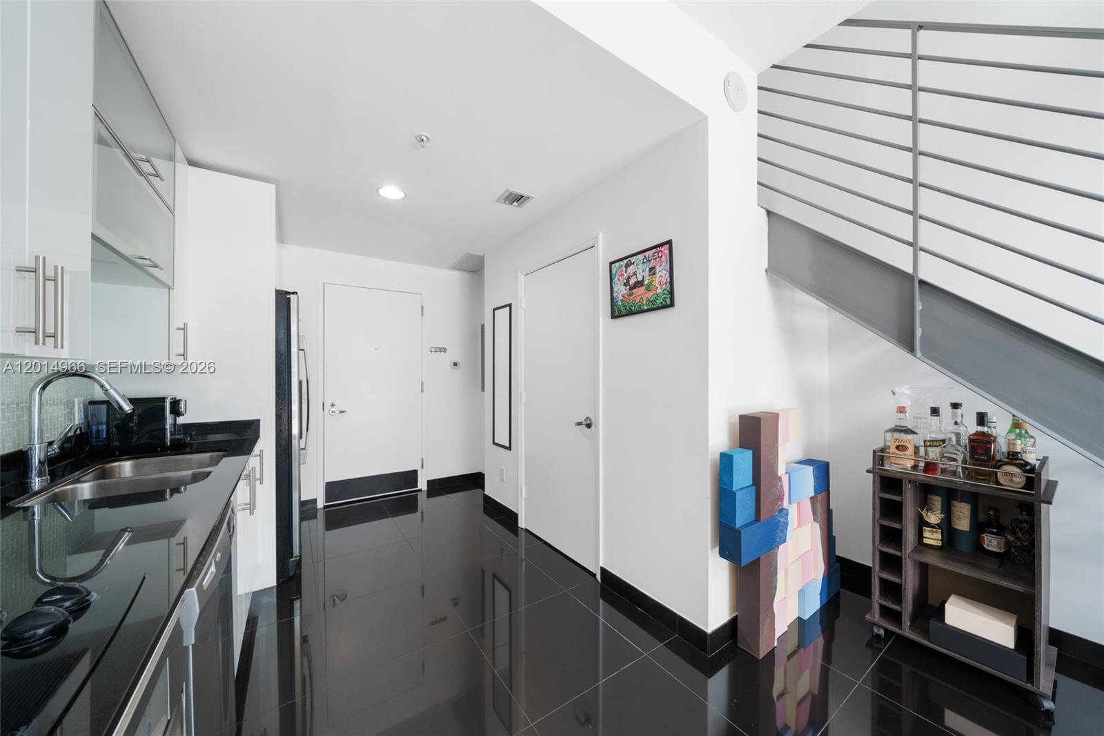 INFINITY AT BRICKELL COND - Residential