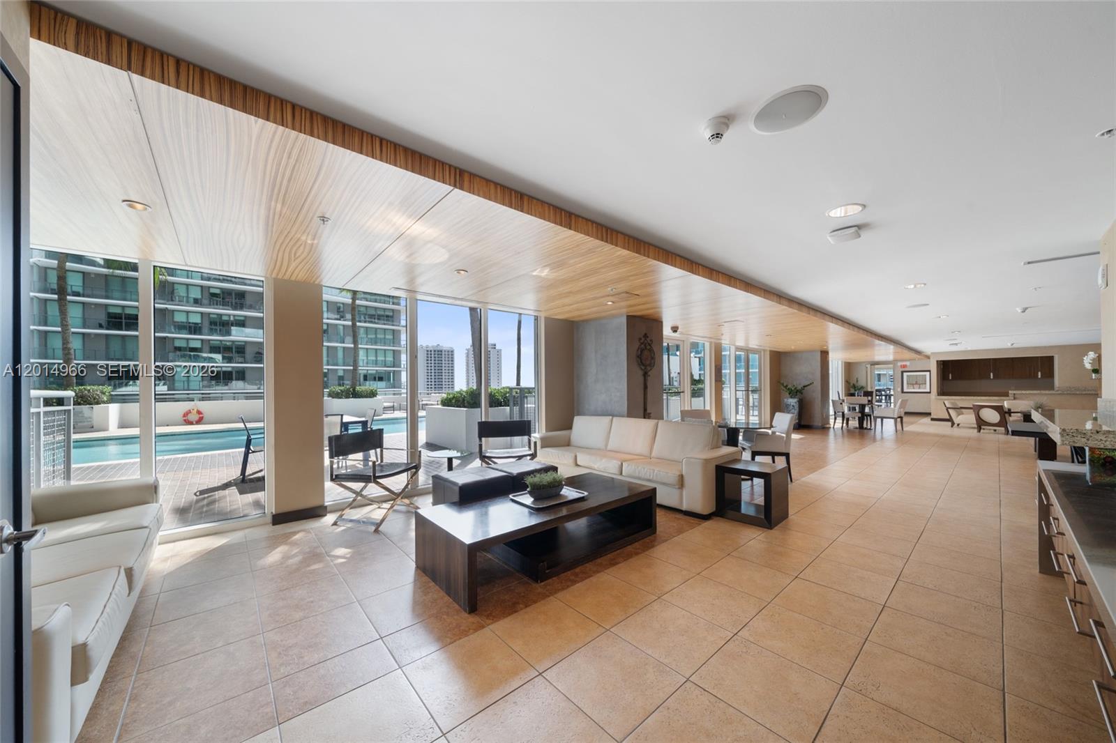 INFINITY AT BRICKELL COND - Residential