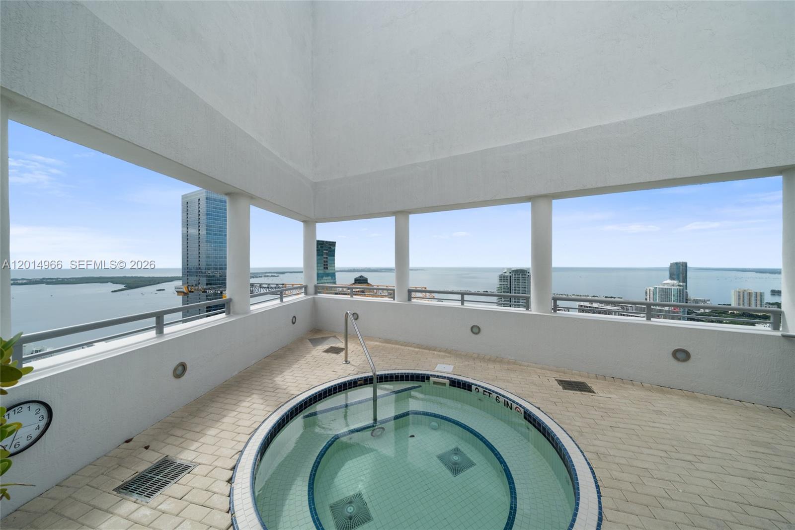 INFINITY AT BRICKELL COND - Residential