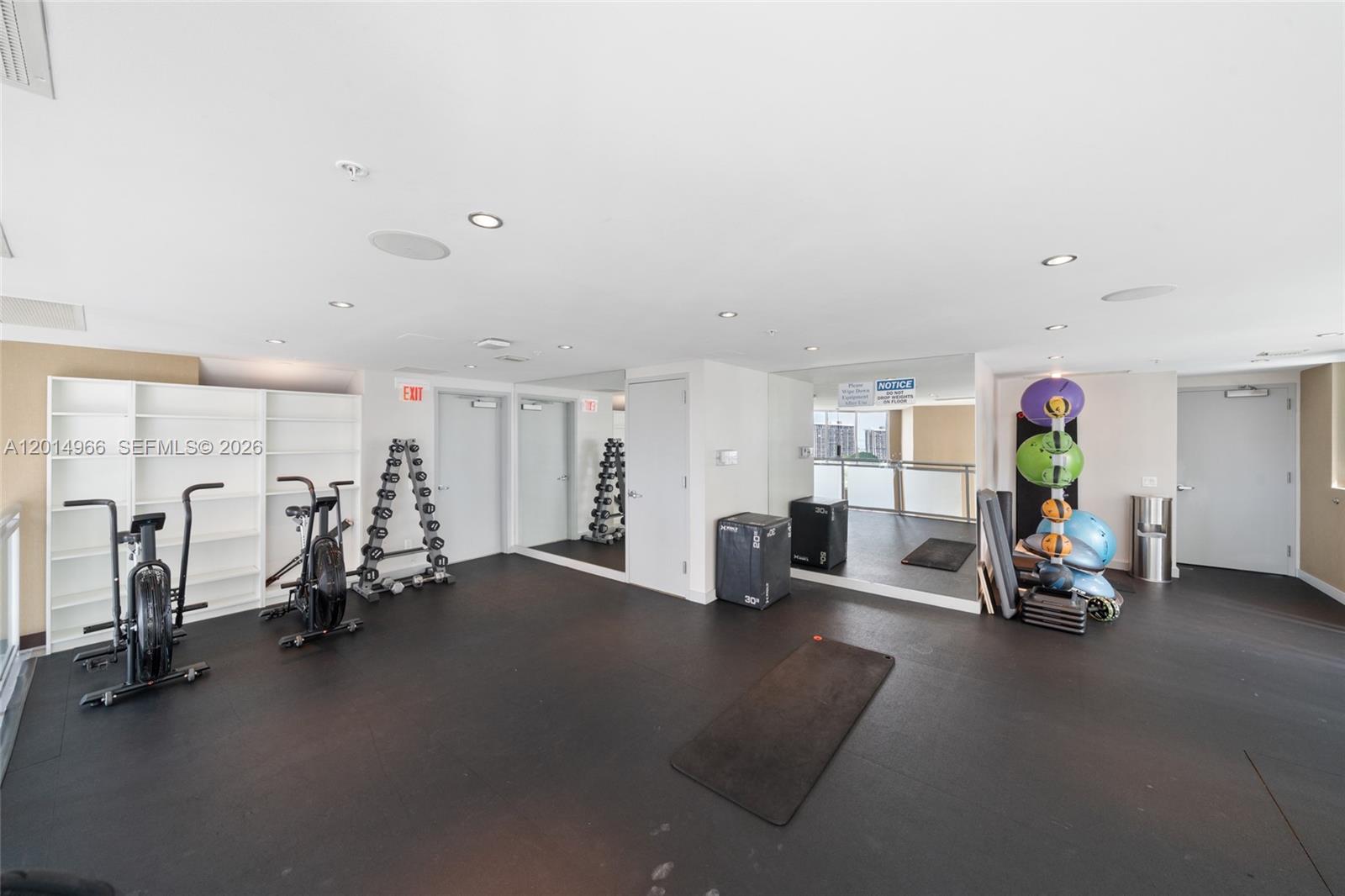 INFINITY AT BRICKELL COND - Residential