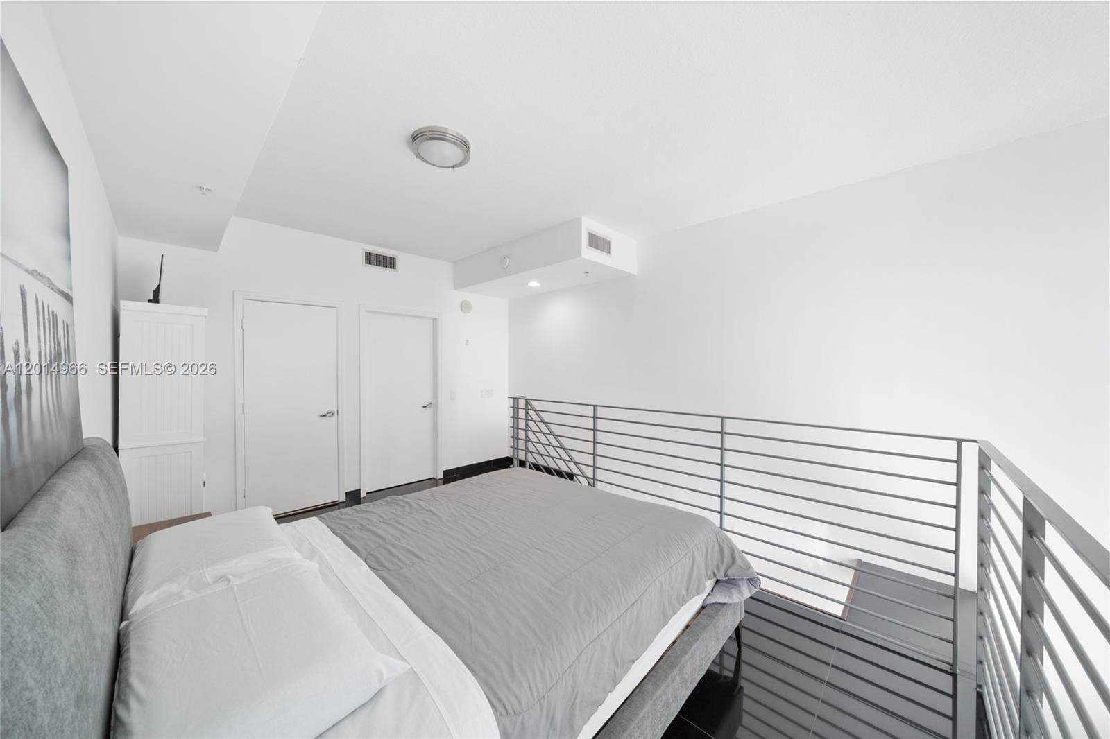 INFINITY AT BRICKELL COND - Residential