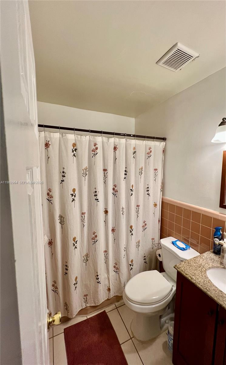 CORAL POINT - Residential Lease