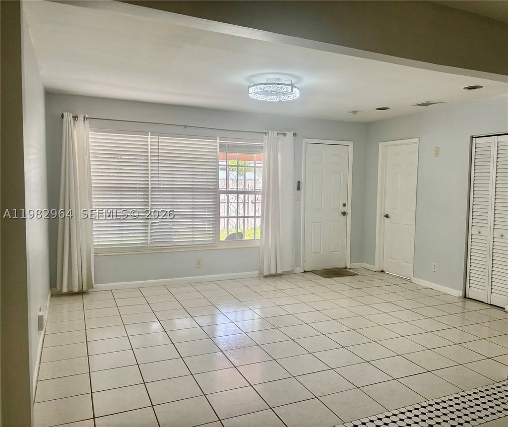 Photo of 2016 NE 26th St #2, Wilton Manors, FL 33305 (MLS # A11982964)