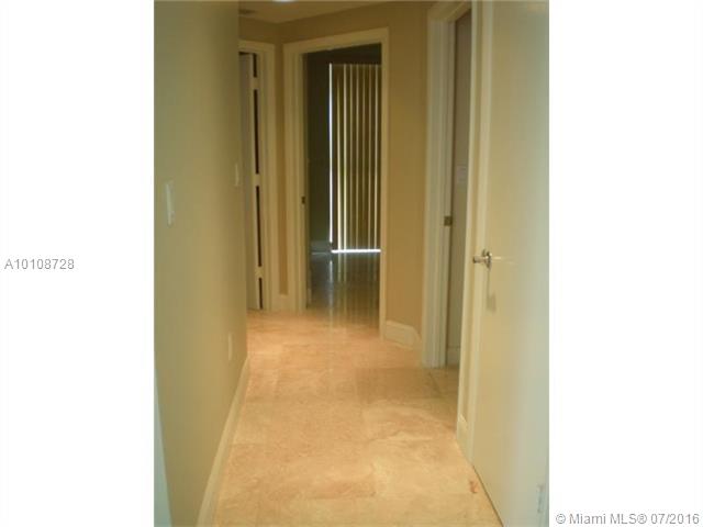 DOWNTOWN DADELAND CONDO N - Residential Lease