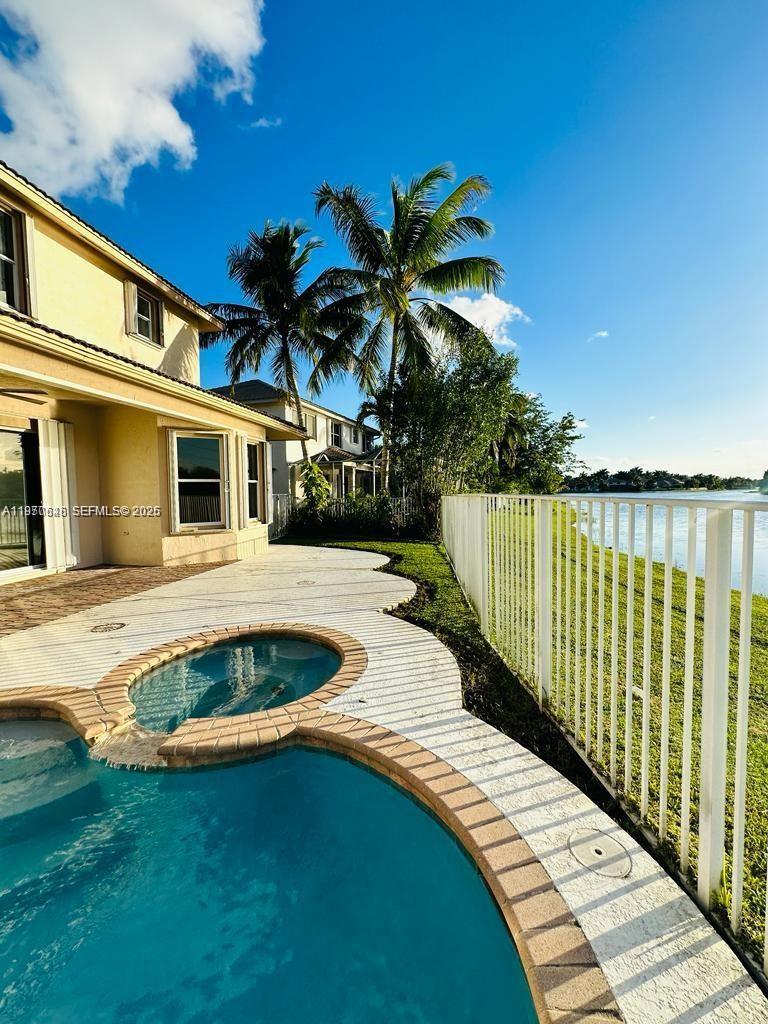 SECTOR 7-PARCEL Q - Residential