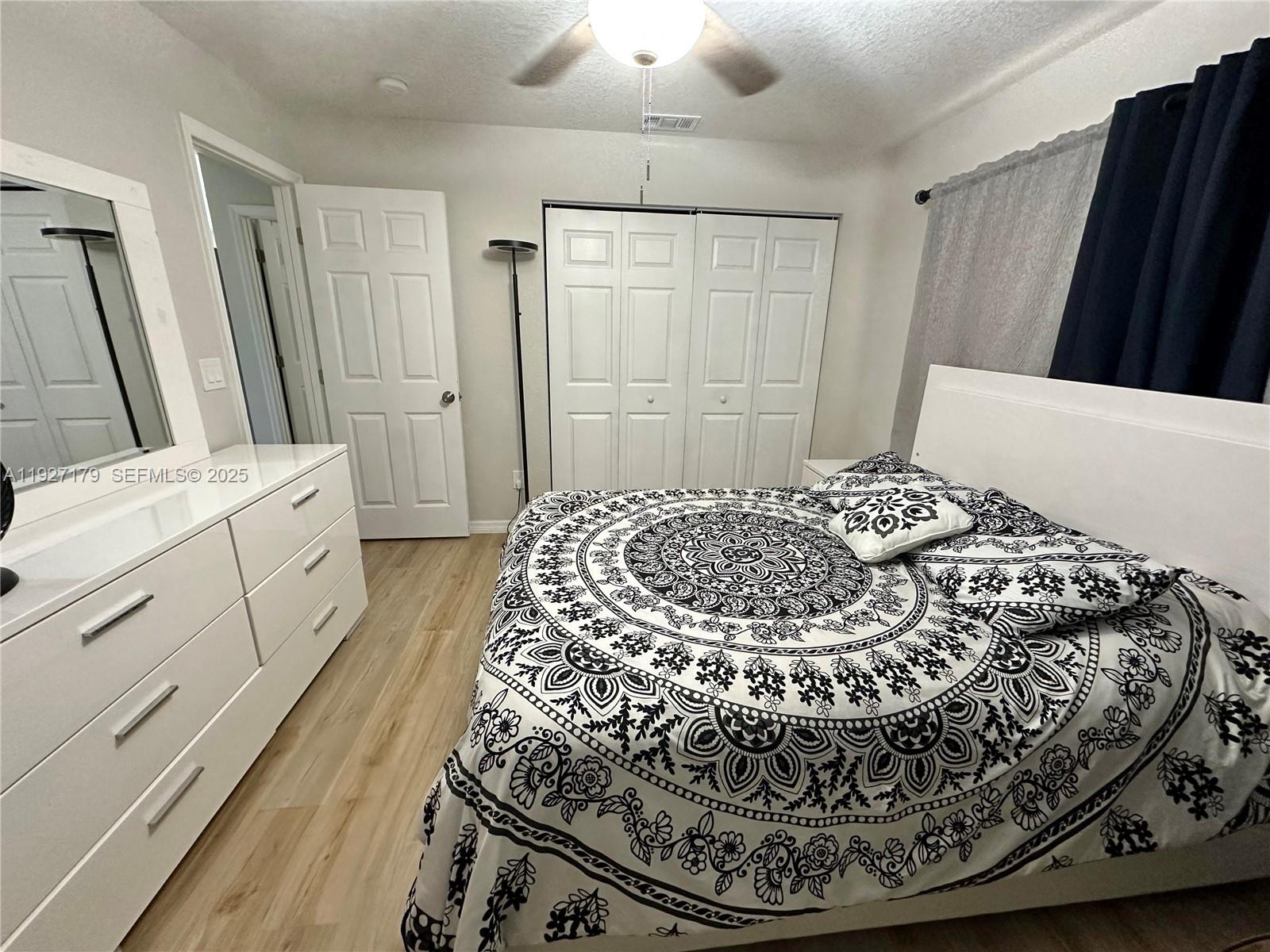 Rolling Hills - Residential