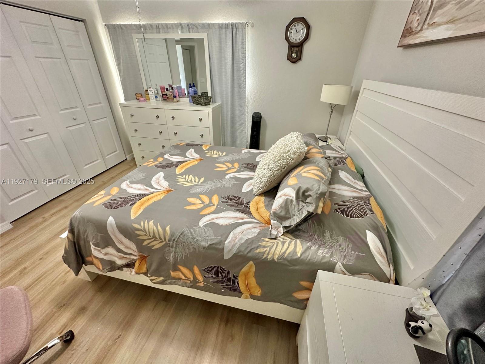 Rolling Hills - Residential