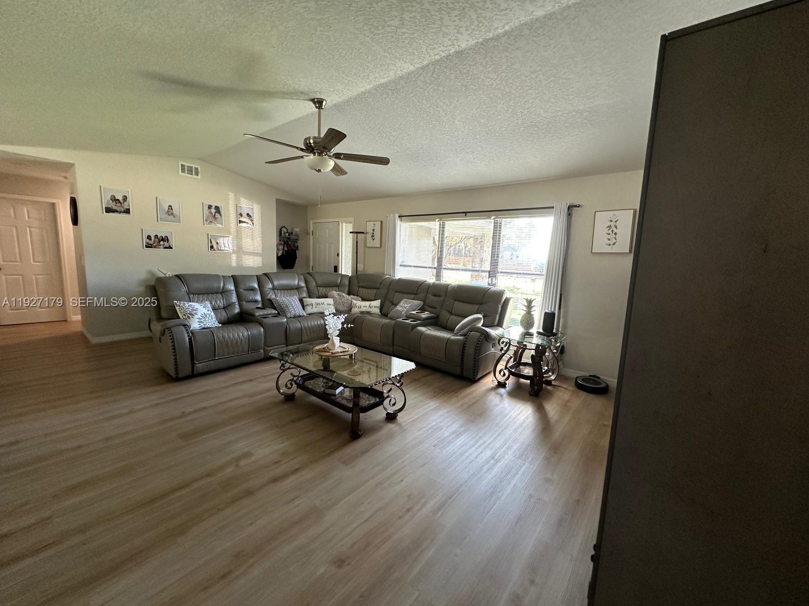 Rolling Hills - Residential