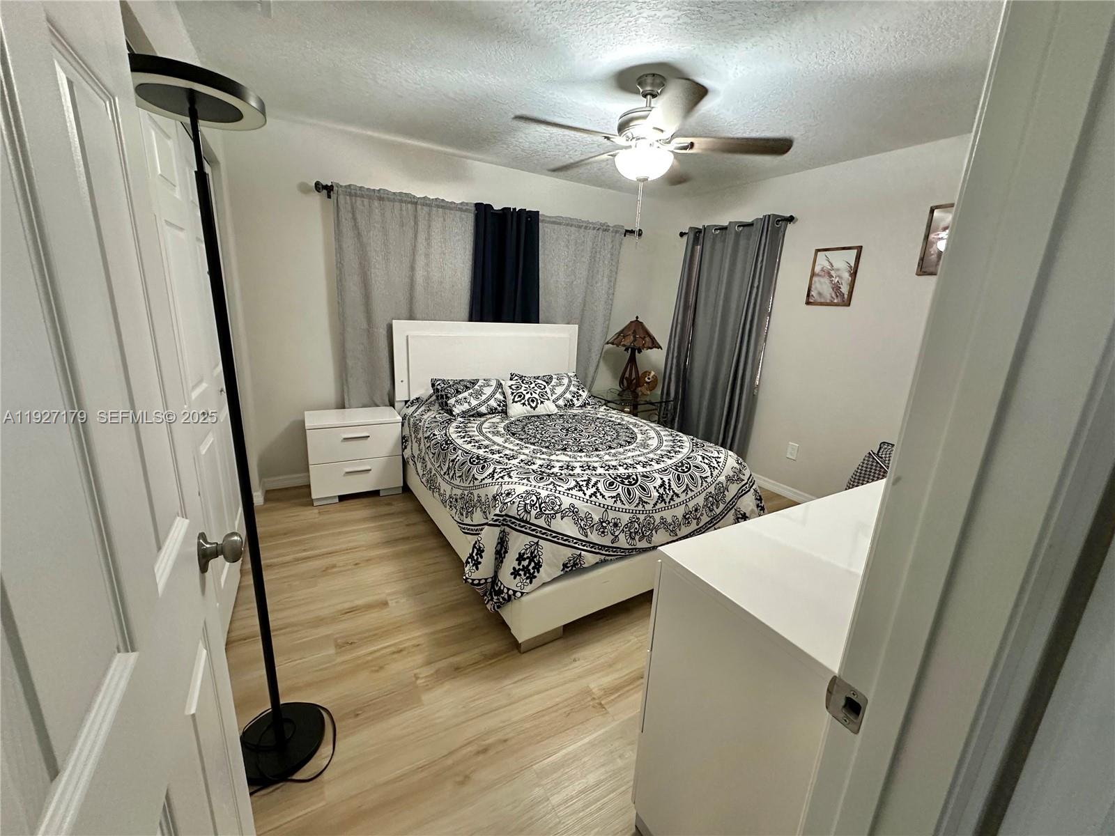 Rolling Hills - Residential