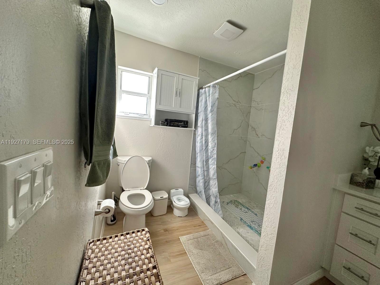 Rolling Hills - Residential