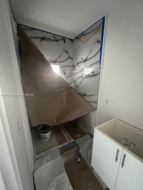 RICHARDS SUB - Residential Income